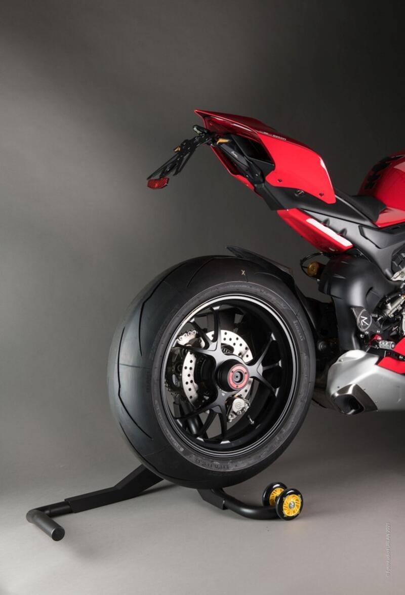 Adjustable License Plate Holder for Ducati A1